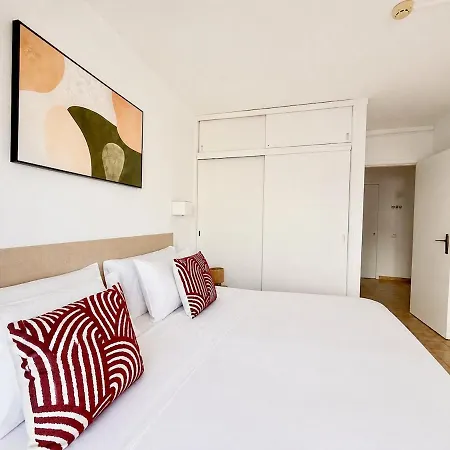 Modern Coastal Escape - Walk To Da Rocha Апартаменты *
