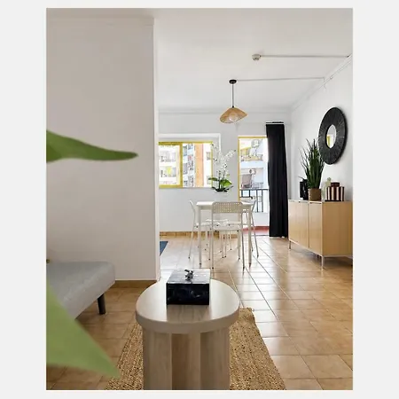 Modern Coastal Escape - Walk To Da Rocha * Портиман